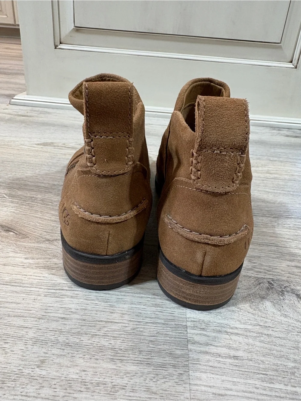 Ugg Shoes Womens 7 Aureo II Suede Ankle Boots Side Zip Light Comfort New